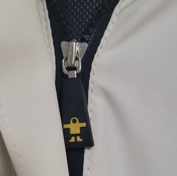 Guy Cotten White Waterproof Hooded Rain Jacket Size Medium Made in France - Picture 3 of 5